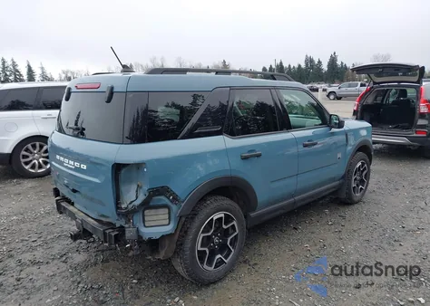 2021 Ford Bronco Sport Big Bend z USA, uszkodzony, nr VIN 3FMCR9B66MRA11983